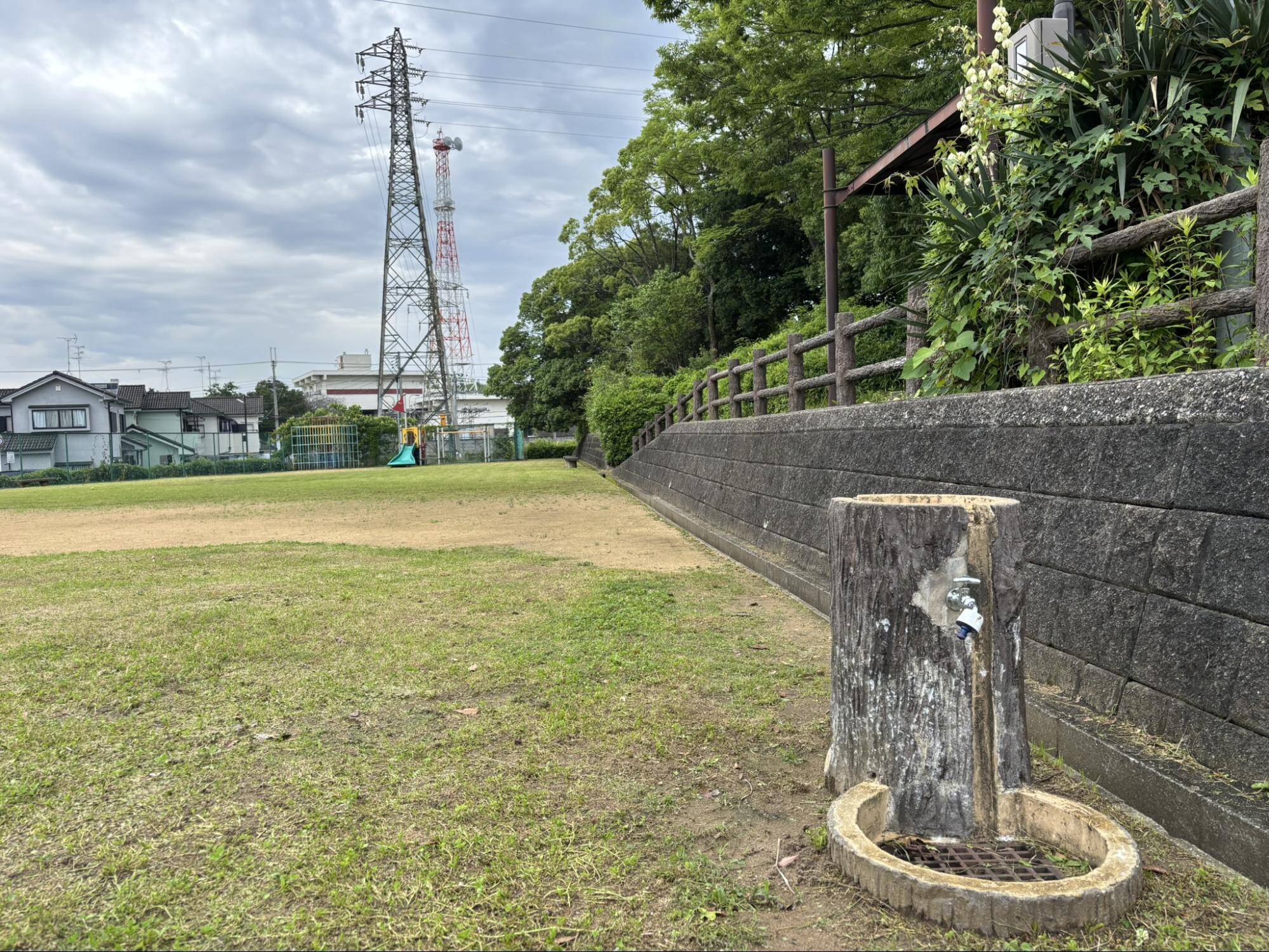 児童公園(墓地公園)